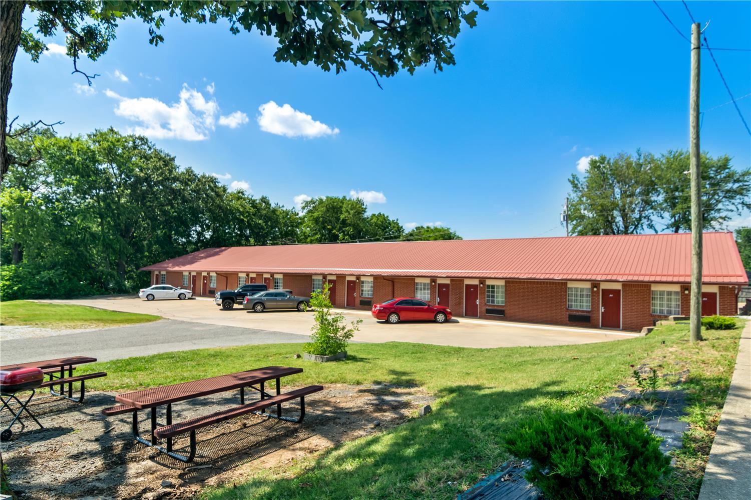 Americas Best Value Inn Suites Siloam Springs 25/26