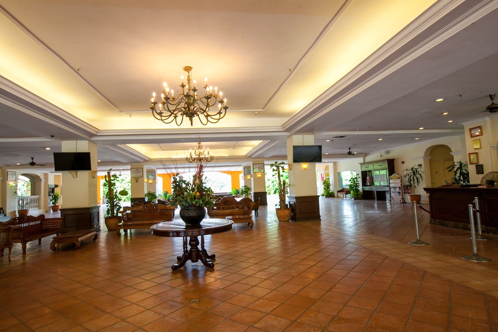 Lobby at Amverton Heritage Resort, MALACCA CITY