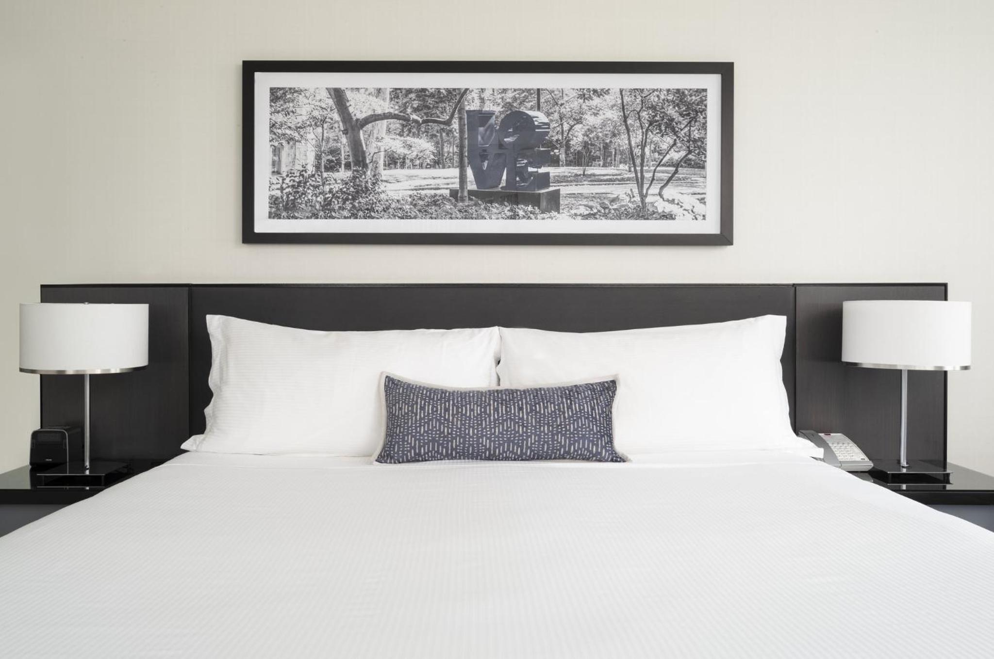 Governor, Premium, Suite, King Bed, Queen Bed
