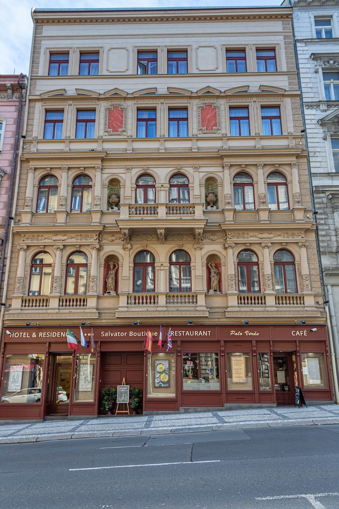 Salvator Boutique Hotel 9/57