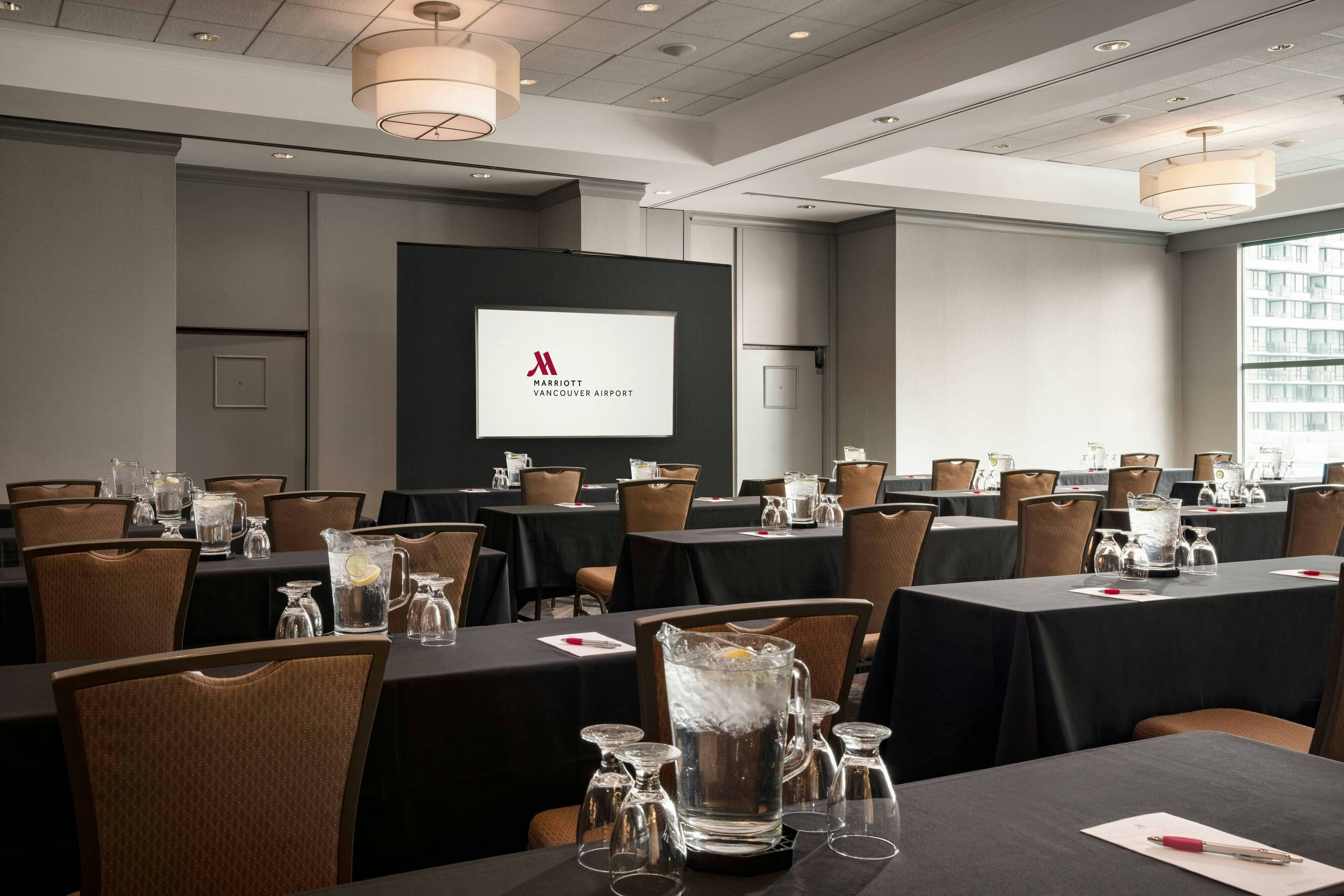 Vancouver Airport Marriott Hotel 45/52