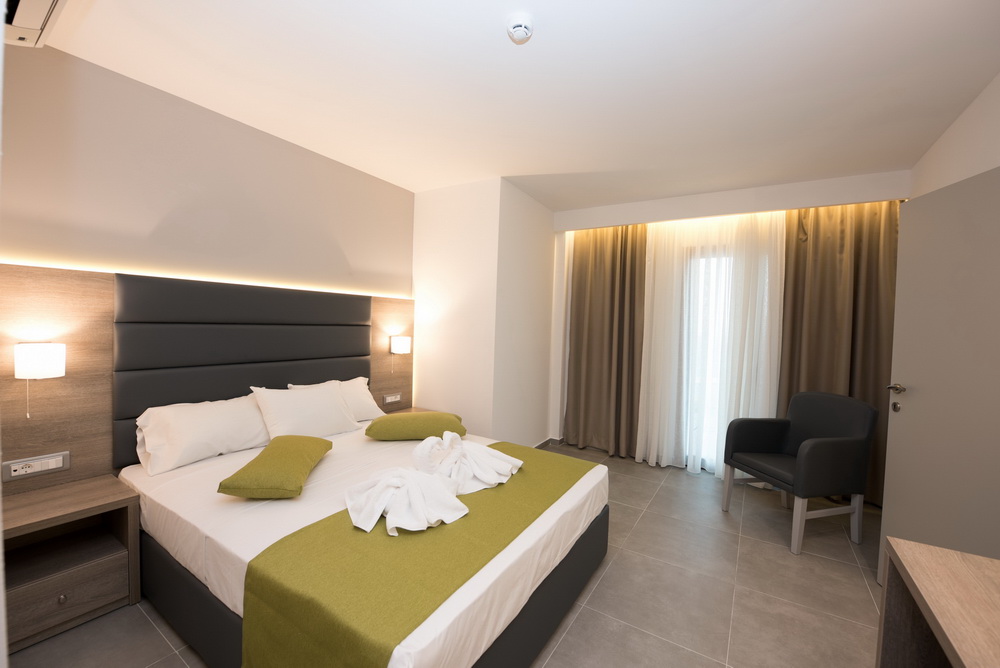 Maisonette, Sea View, Shared Pool