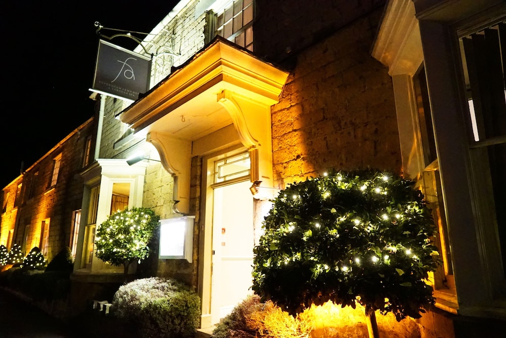 Feversham Arms Hotel Verbena Spa 4/75