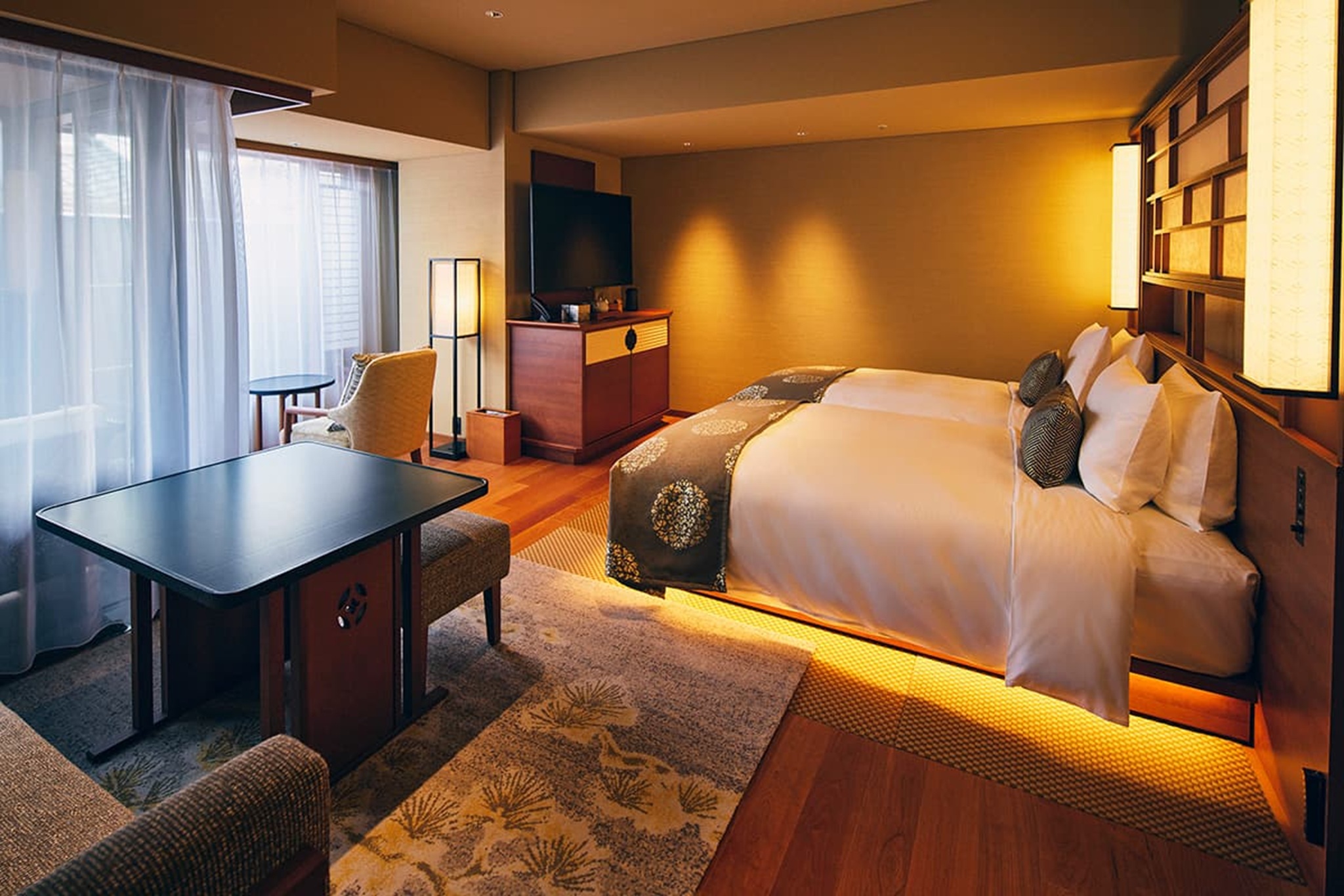 Standard, Twin Beds