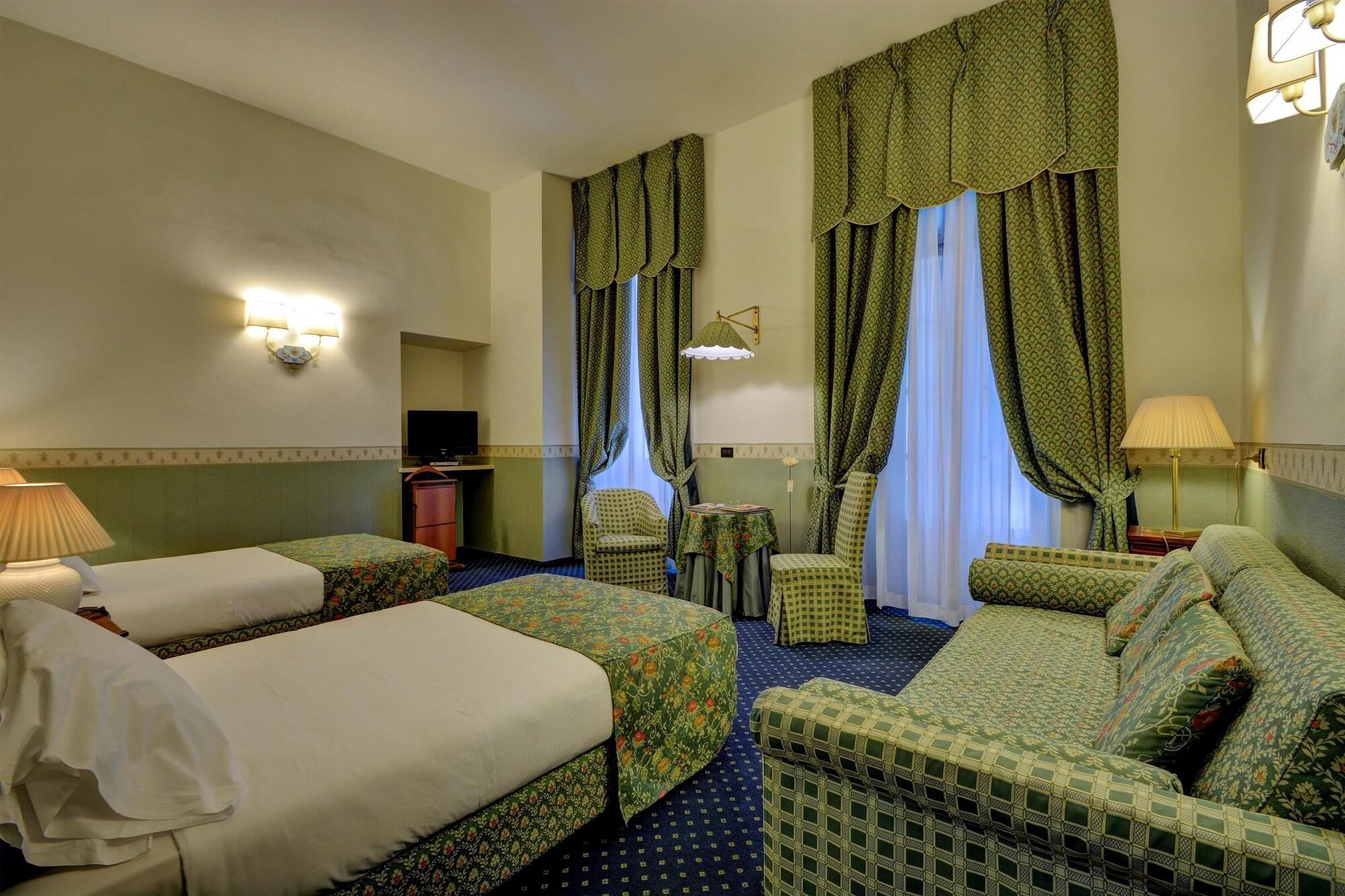 Standard, Multiple Beds