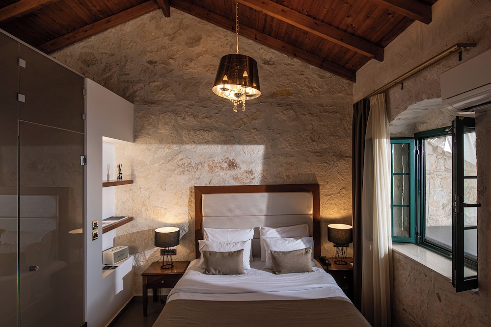 Happy Cretan Suites 22/77