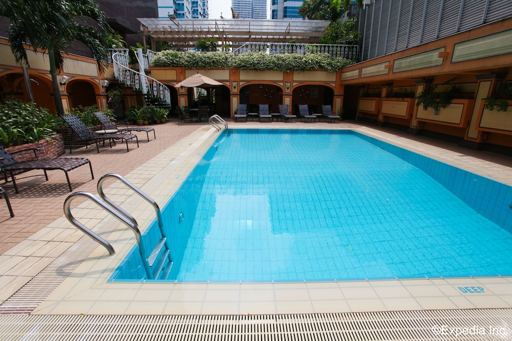 Hotel Grand Pacific 54/70