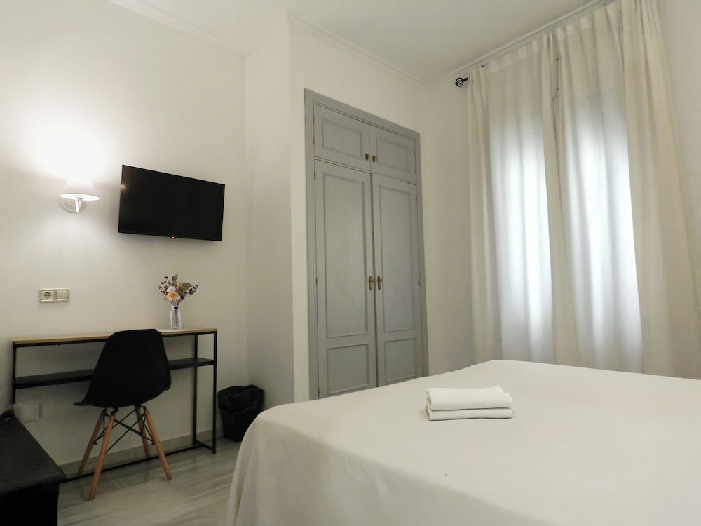 Hotel Dona Blanca 23/41