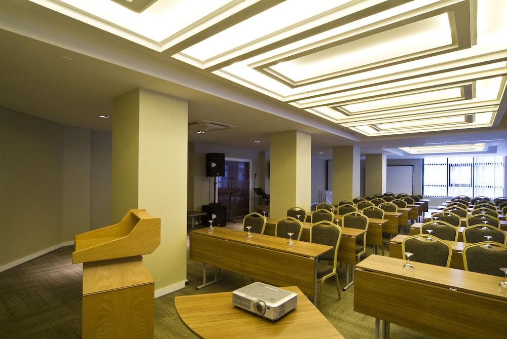 Innpera Hotel 31/50