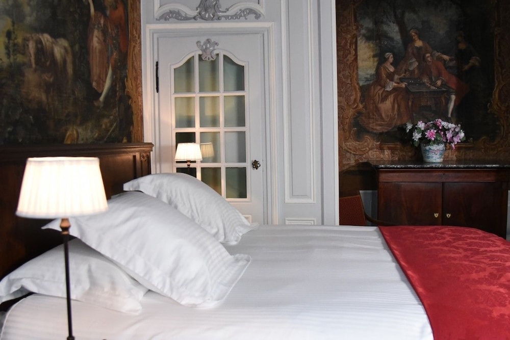 HOTEL DE WARENGHIEN 16/27