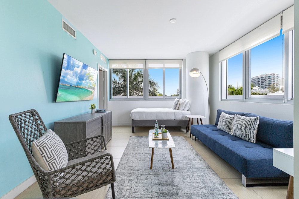 Dharma Home Suites Miami At Monte Carlo 40/53