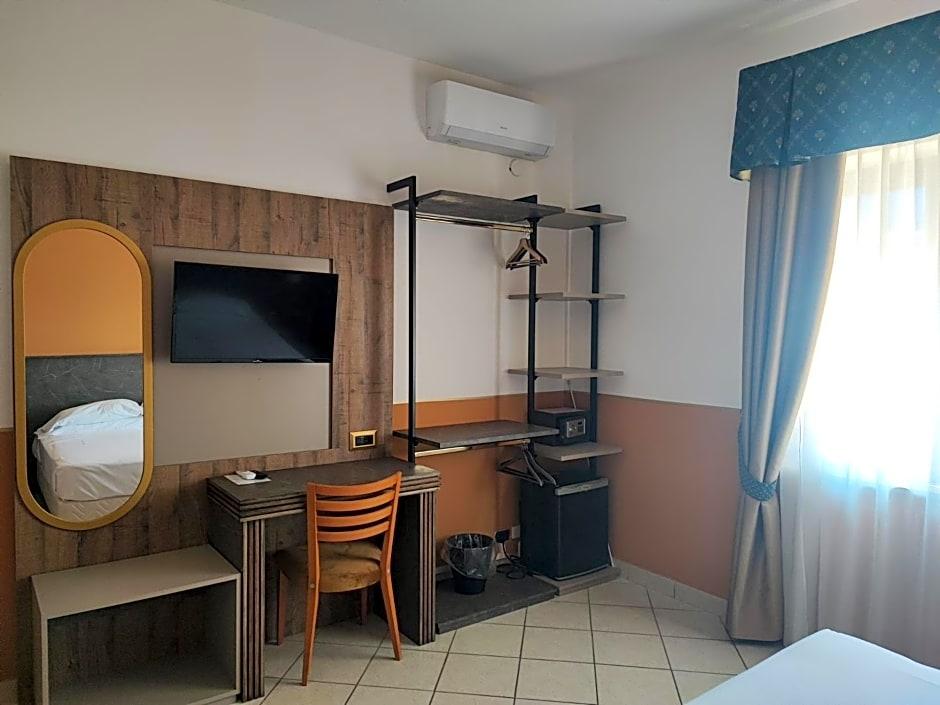 Hotel Al Faro 11/75