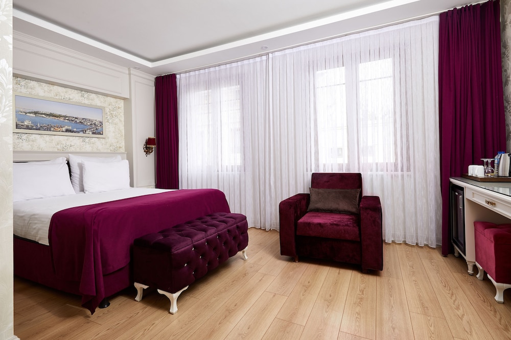 Albinas Hotel 35/65