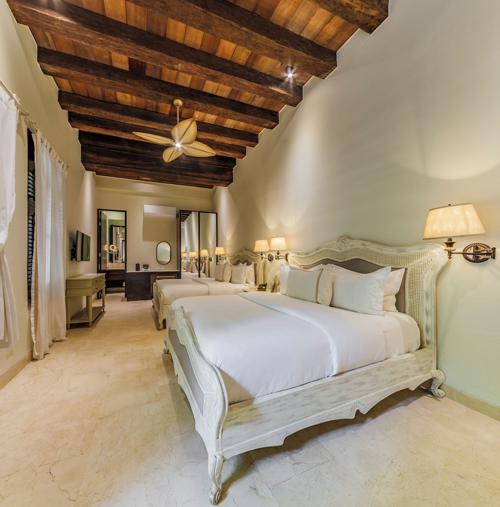 غرفة سوبيريور بسريرين كينج، Capellan de Getsemani 2/9