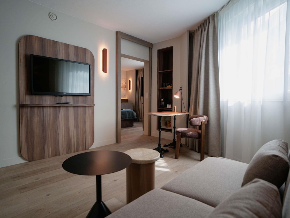 Mercure Paris Val de Fontenay 45/73