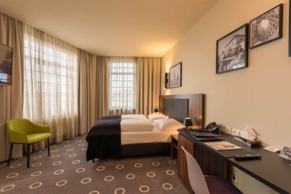 The Frankfurt Hotel 34/64