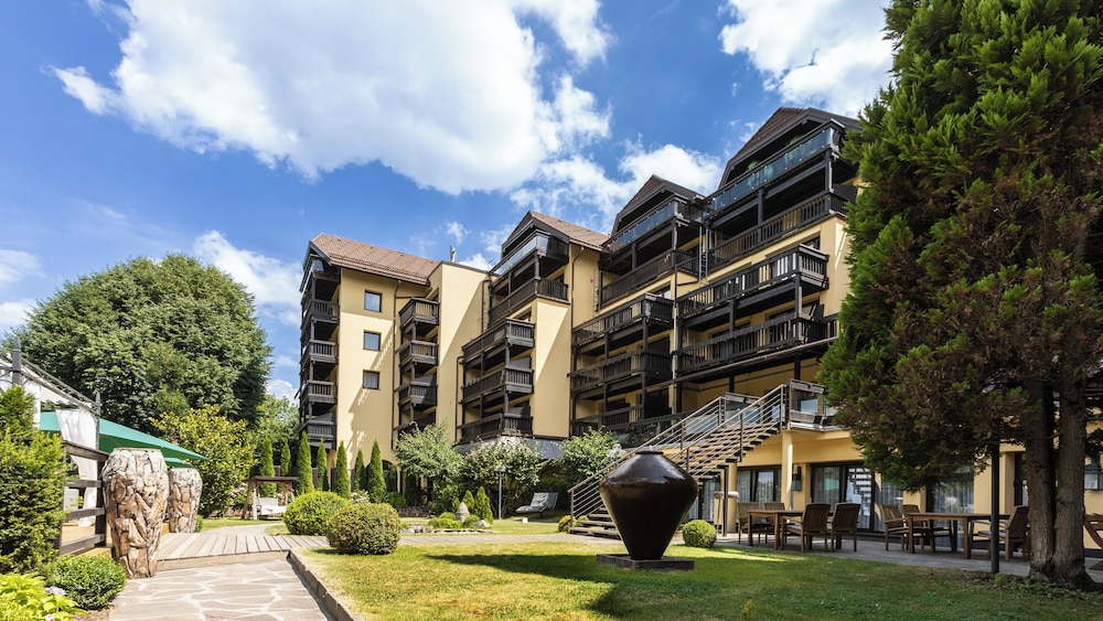 Parkhotel Luise 40/47