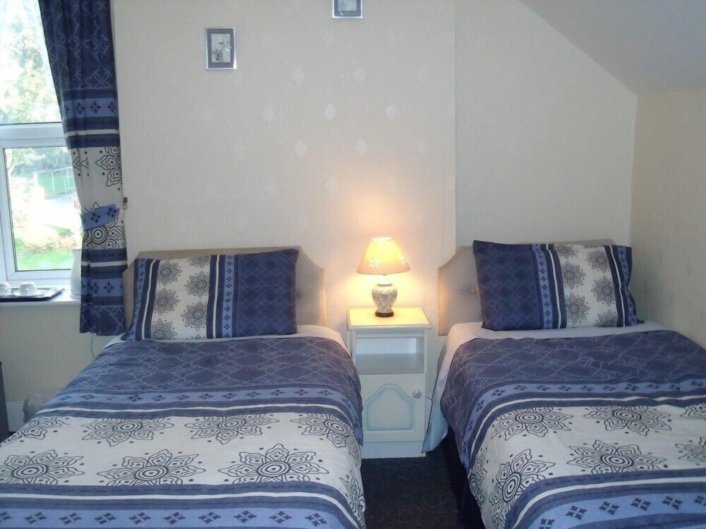 Groarty House Manor B B 17/65