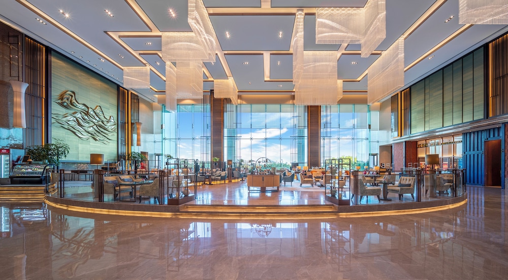 Shangri La Xiamen 42/68