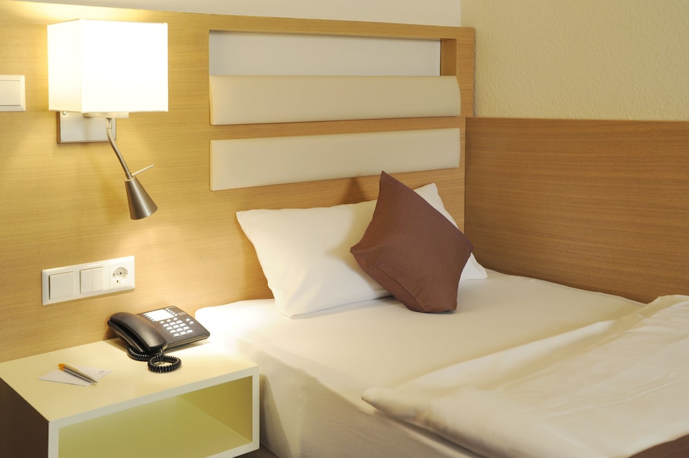 Ringhotel Goldener Knopf 19/48