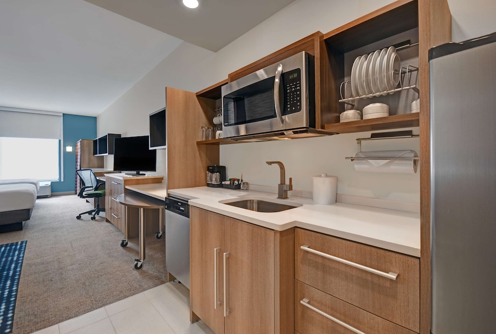 Home2 Suites by Hilton Raleigh North I-540 37/54