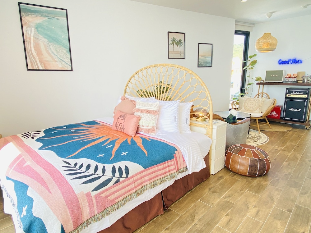 Minimi Inn - Sailrock Beach House 27/66