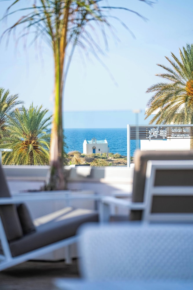 Kastro Beach Apartments 23/50