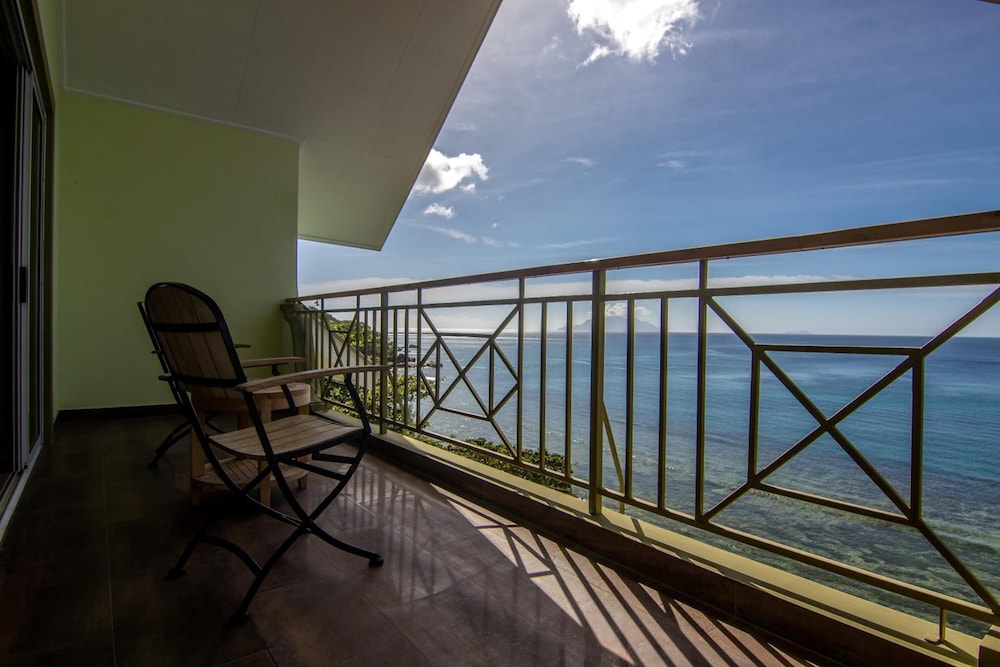 Treasure Cove Hotel 30/58
