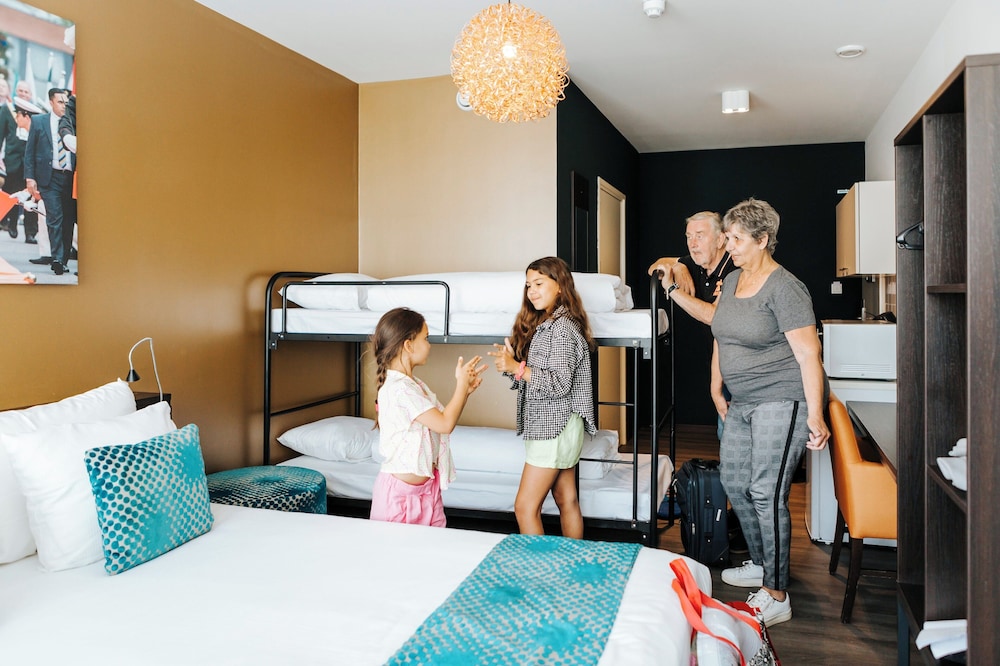 ECONOMY, QUADRUPLE, MULTIPLE BEDS