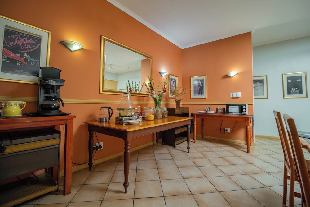 Broadway Guesthouse 15/20