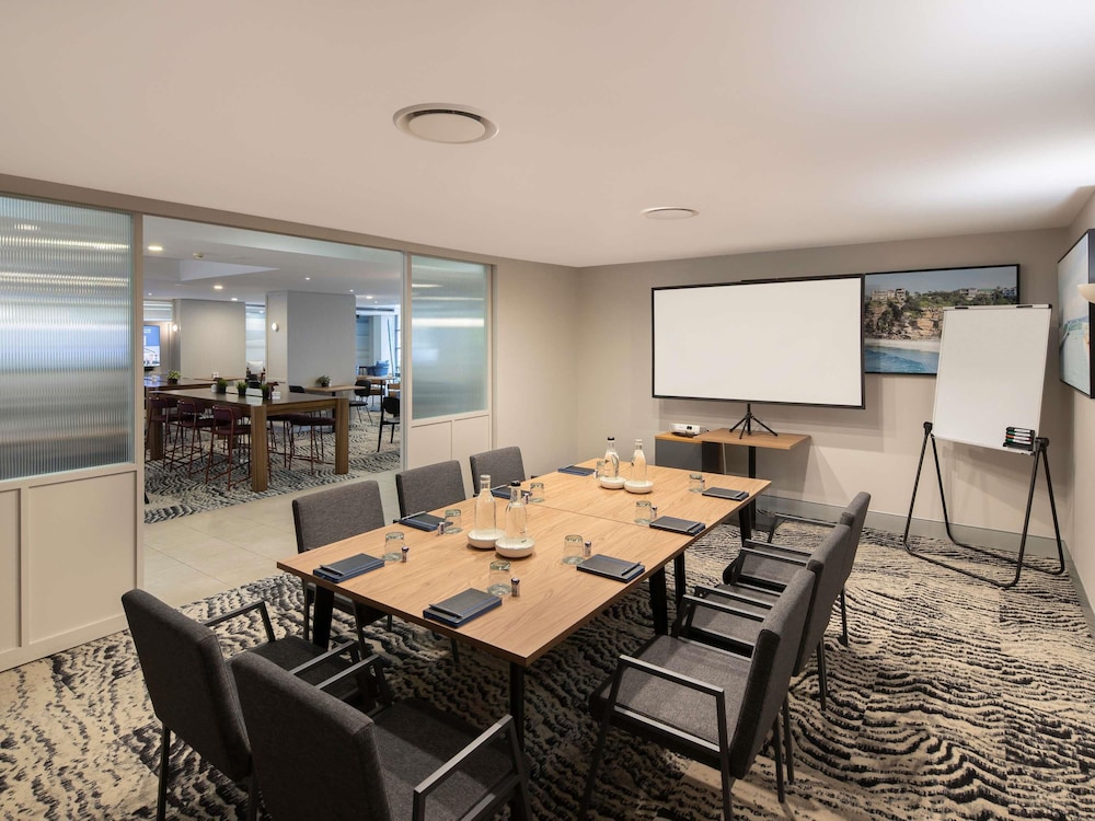 Mercure Sydney Manly Warringah 69/73