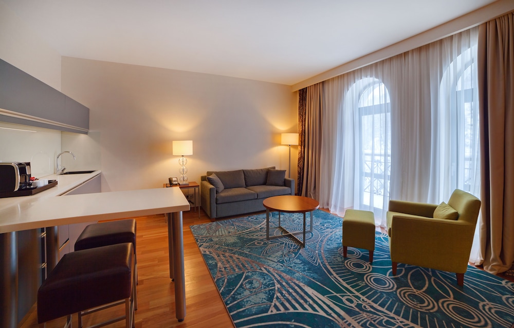 Crowne Plaza Borjomi 39/76