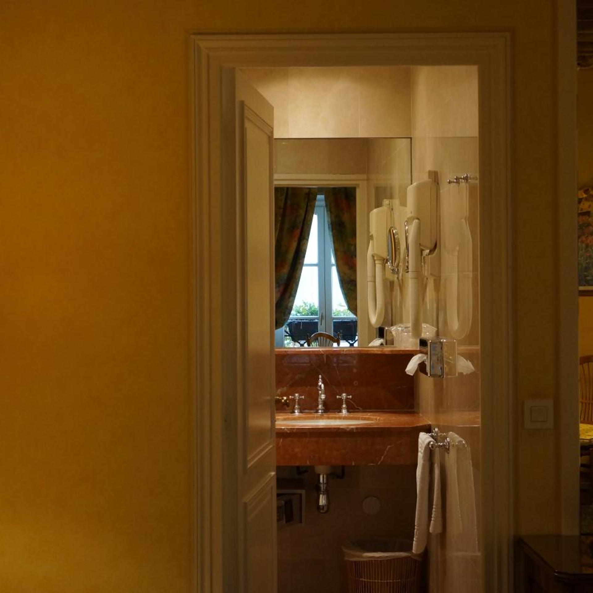 Relais Medicis 48/48