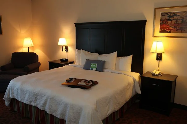 Country Inn & Suites by Radisson, Toronto Mississauga, ON 11/39