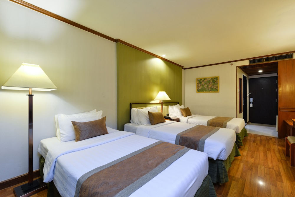 Arawana Regency Park Sukhumvit Ex Aspira Grand Regency Sukhumvit 21/73