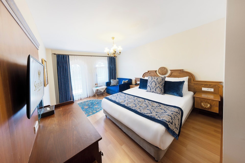 SUPERIOR, DOUBLE BED