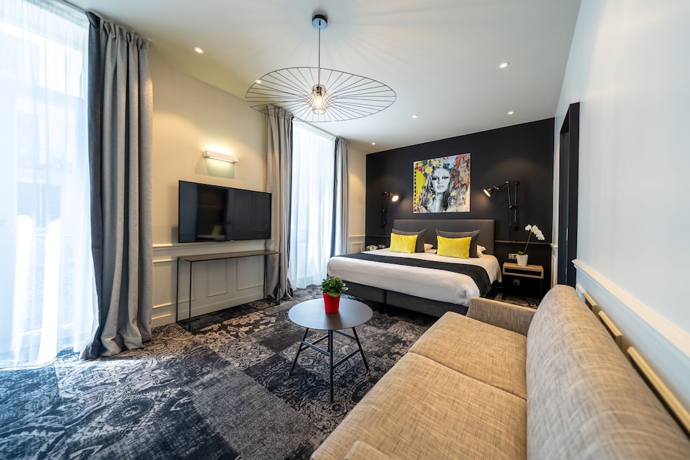 Hotel Annecy Allobroges 50/60