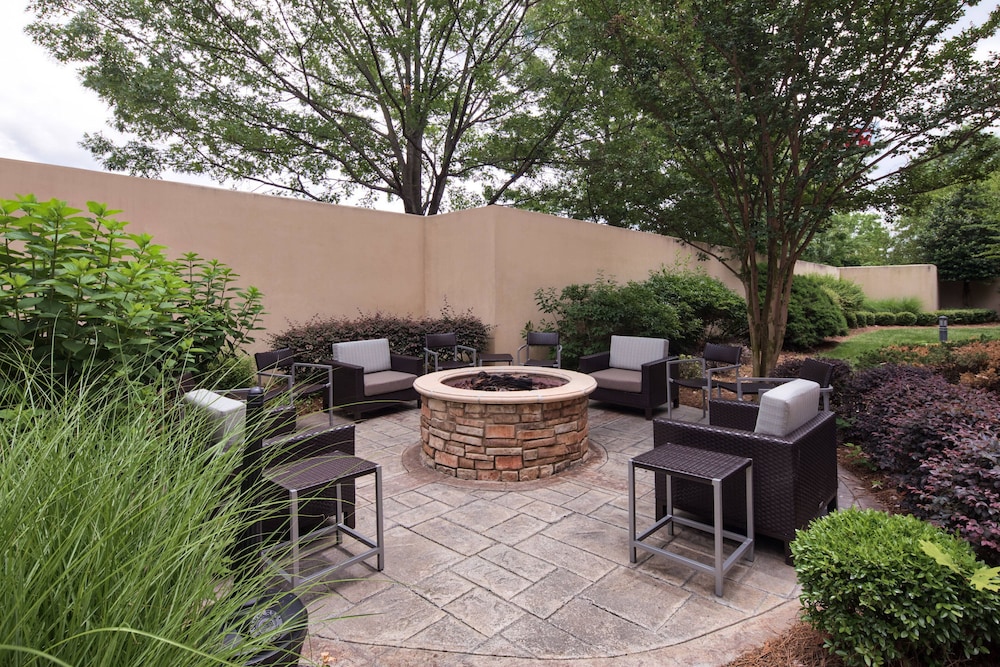 Courtyard Rock Hill 28/42