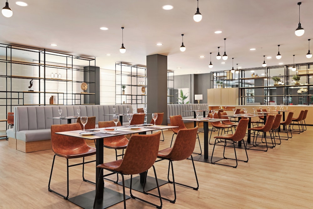 Ramada by Wyndham Valencia Almussafes 43/56