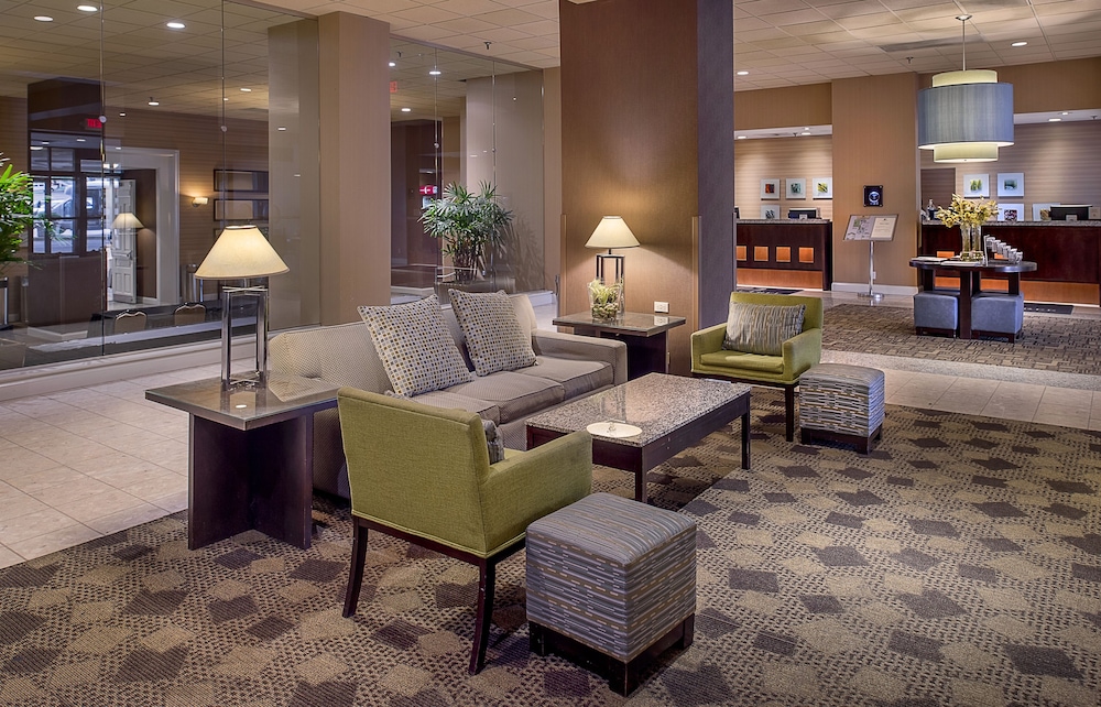 Doubletree By Hilton Hotel St Louis Westport 38/54