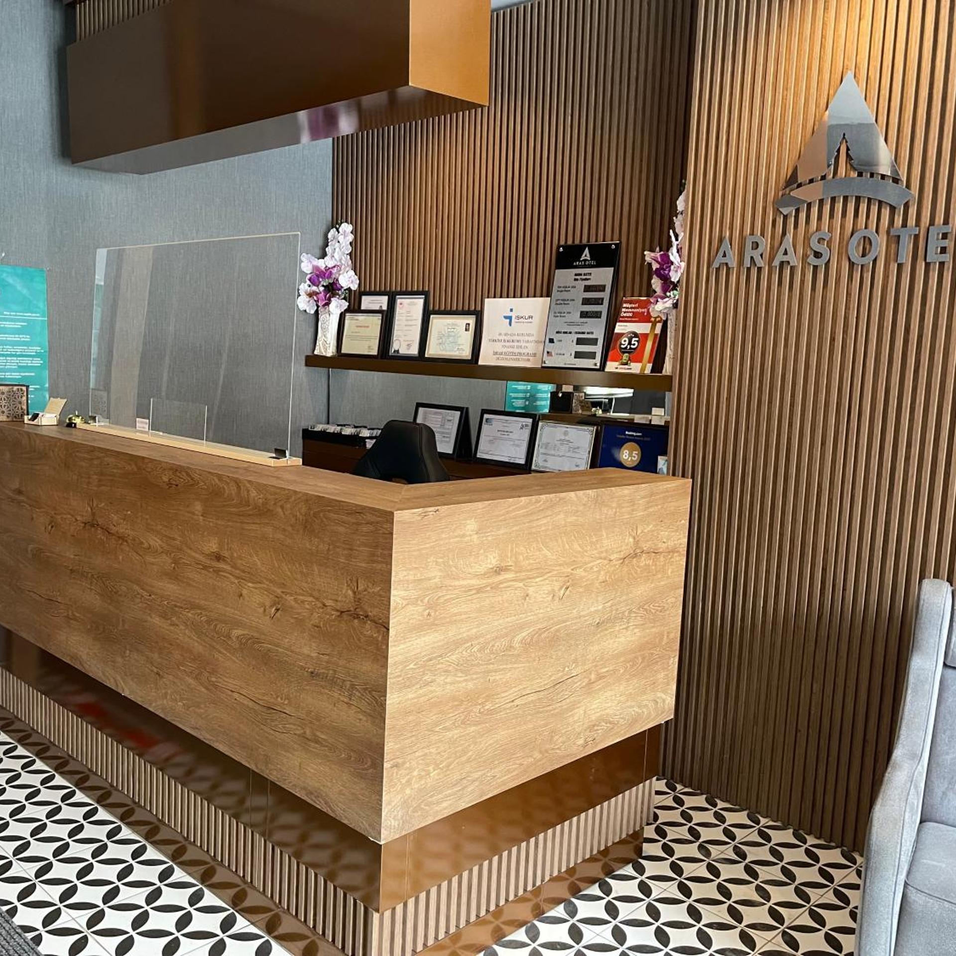 Hotel Aras 7/50