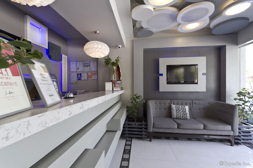 Eloisa Royal Suites 11/58