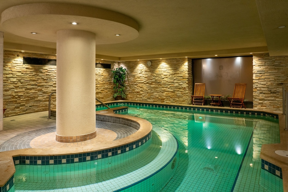 Banff Caribou Lodge & Spa 42/69
