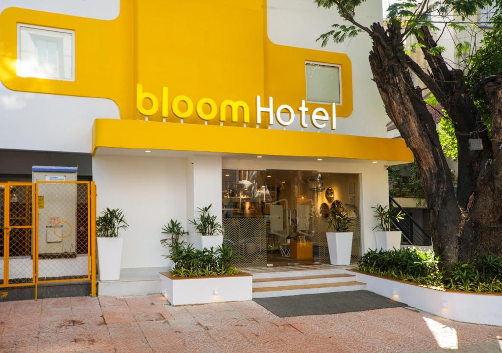 Bloom Hotel - Koramangala 1/38