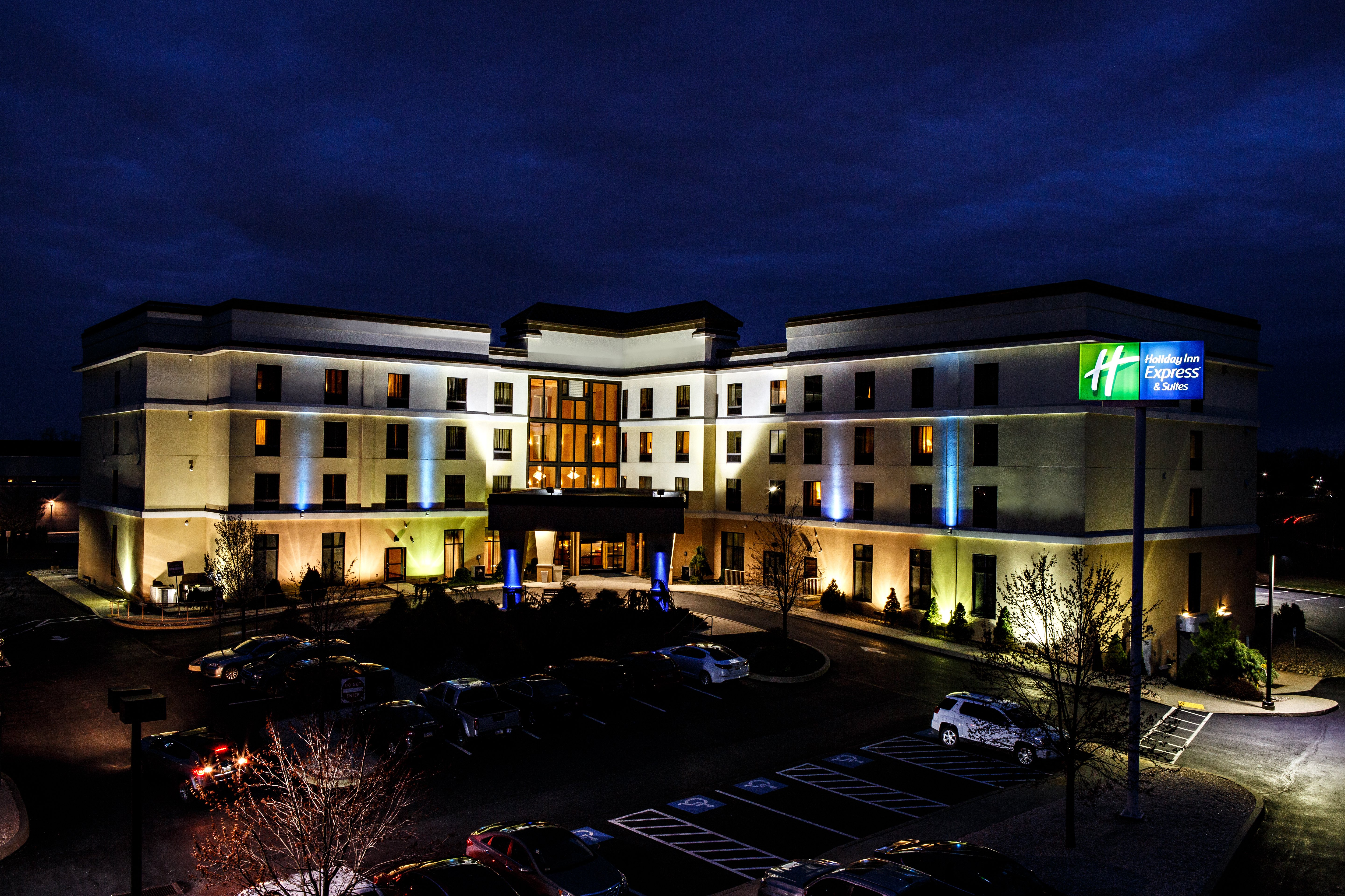 Holiday Inn Express & Suites Harrisburg W - Mechanicsburg 2/65