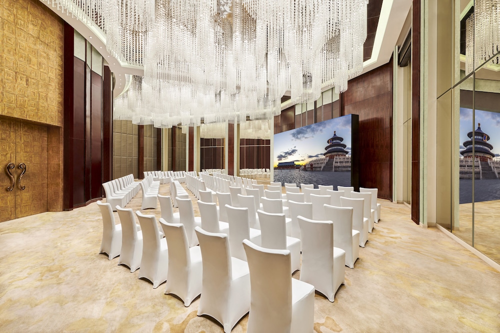PAN PACIFIC BEIJING 34/46