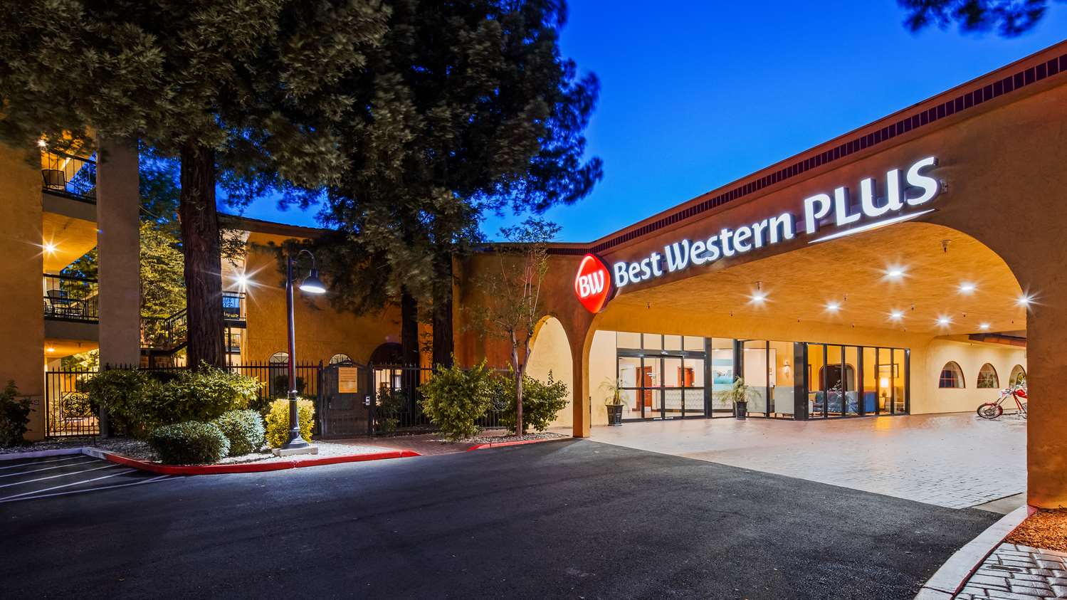 Best Western Plus Heritage Inn 2/44