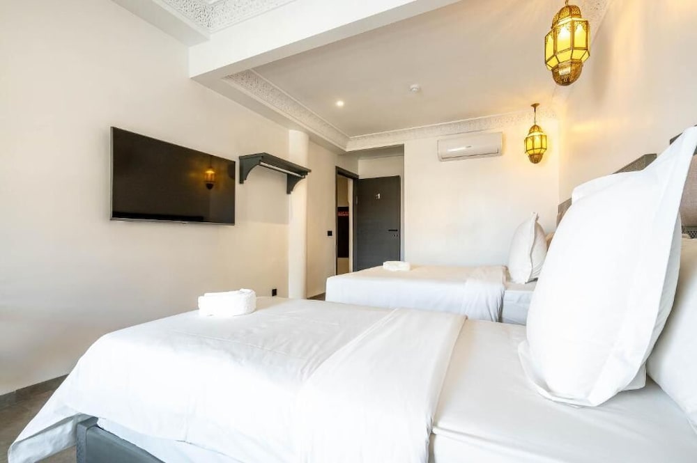 Fashion Hotel 22/47
