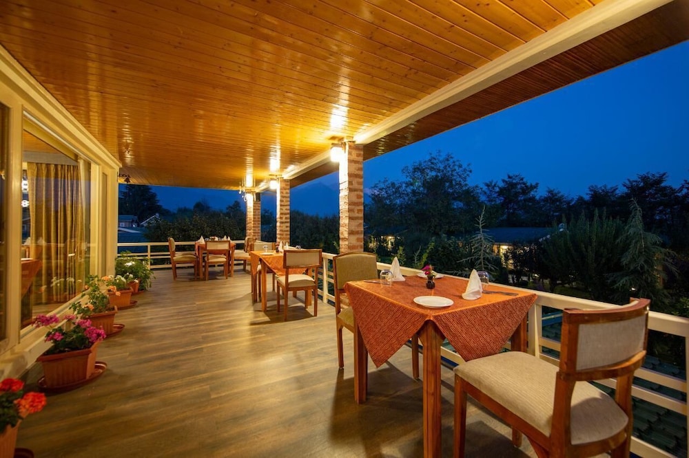 The Orchard Retreat & Spa Srinagar 39/50