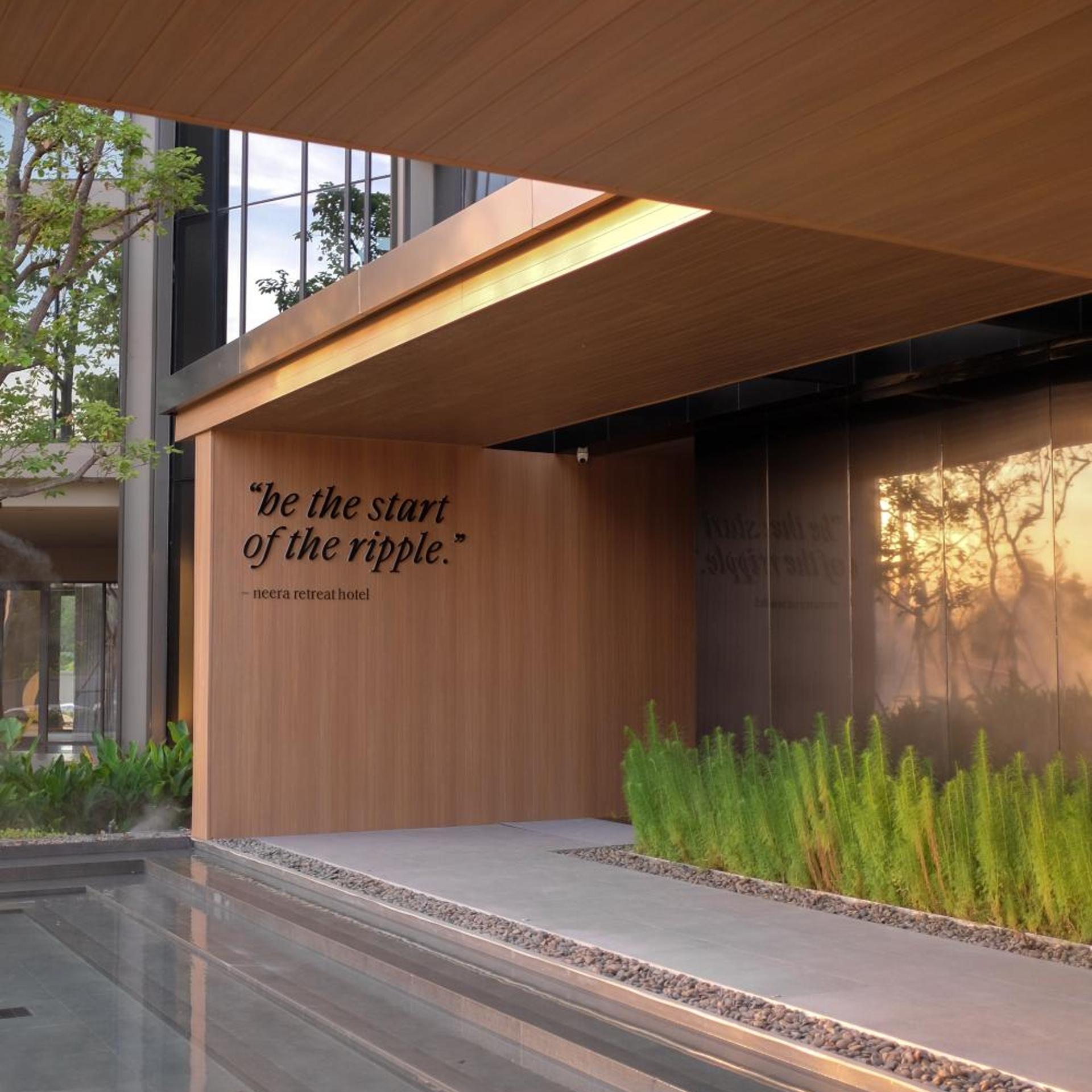 Neera Retreat Hotel in SAM PHRAN